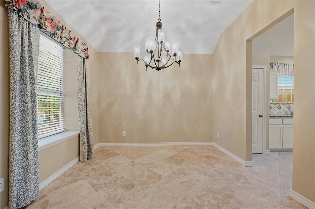 841 N Old Orchard Lane Property Photo 6