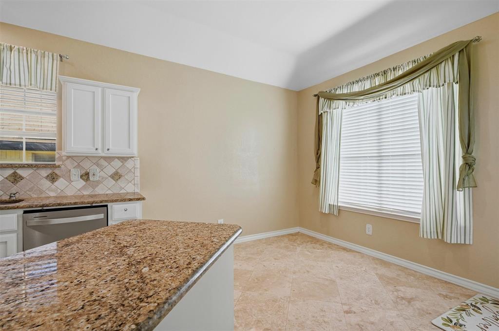841 N Old Orchard Lane Property Photo 11