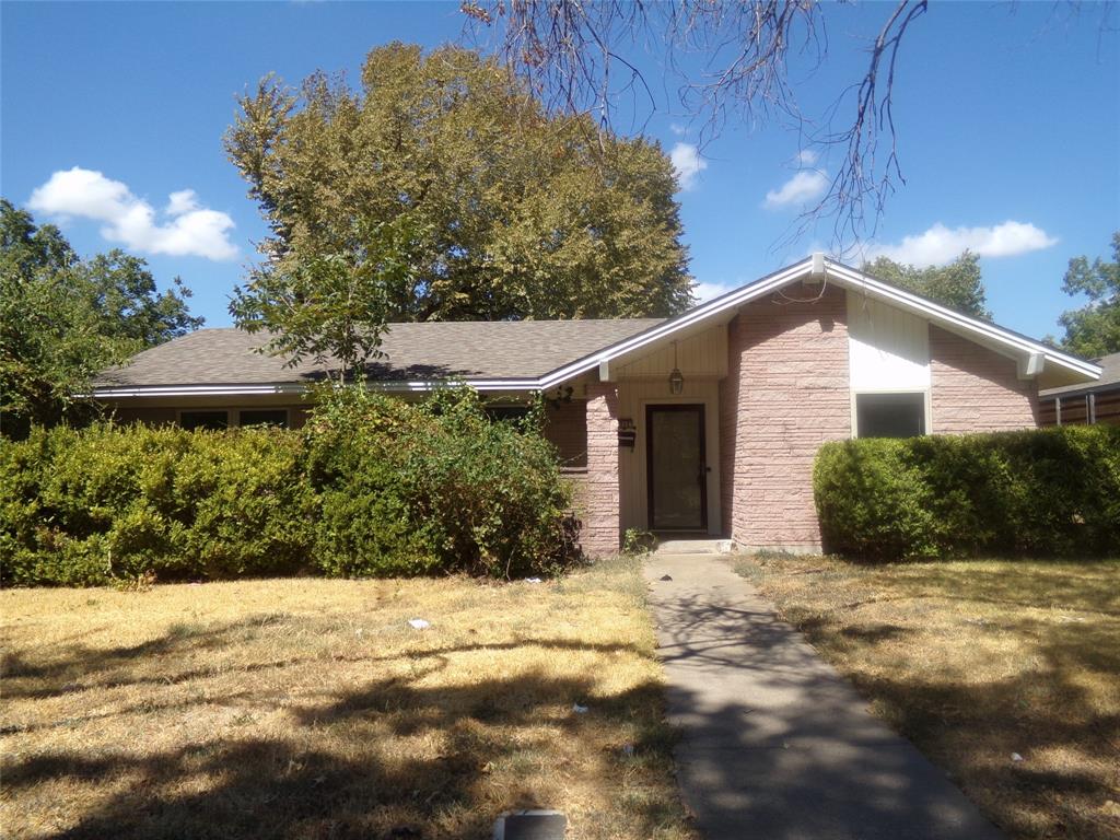 211 S Alexander Avenue Property Photo 1