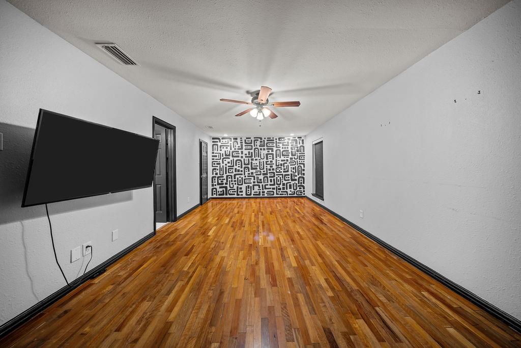 9302 Chimney Sweep Lane Property Photo 21