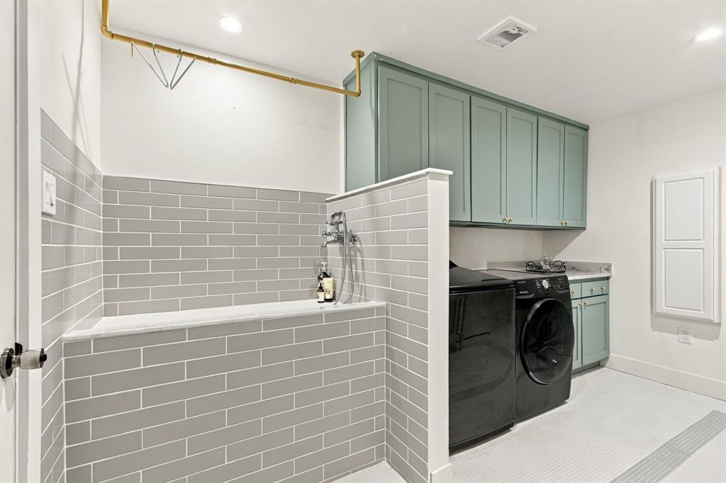 46 Crown Place Property Photo 21