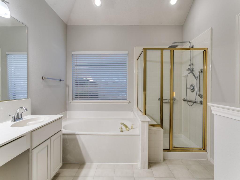 2225 Starleaf Place Property Photo 14