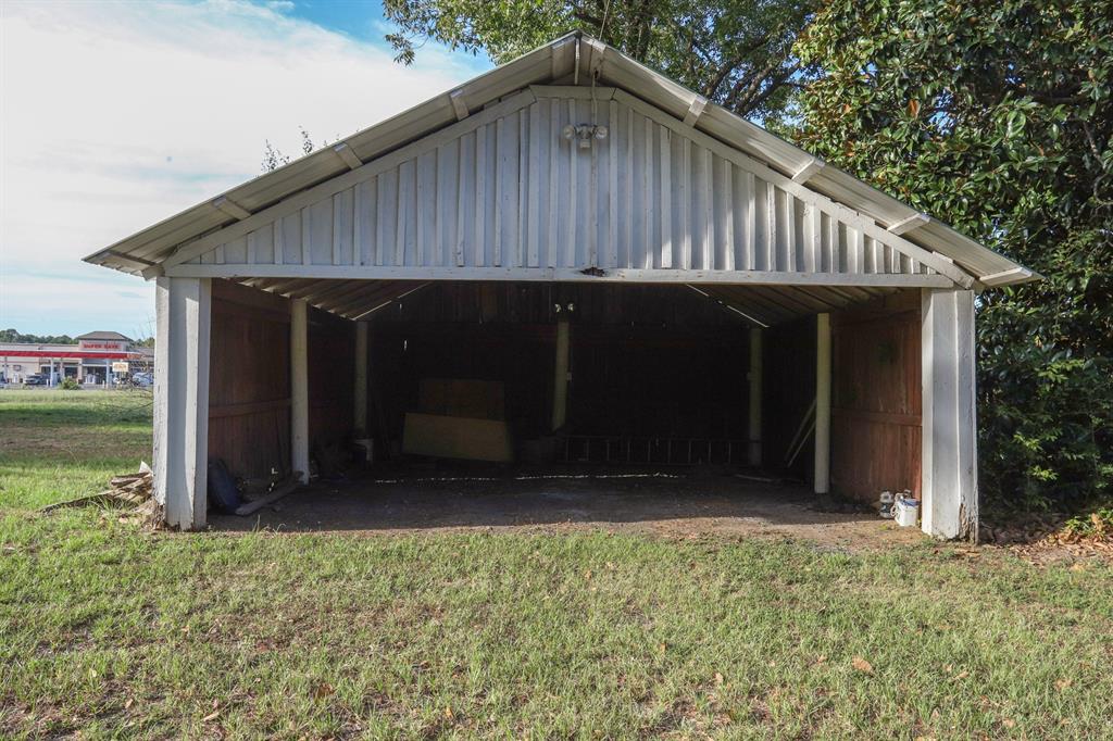 135 Sharp Davis Road Property Photo 5
