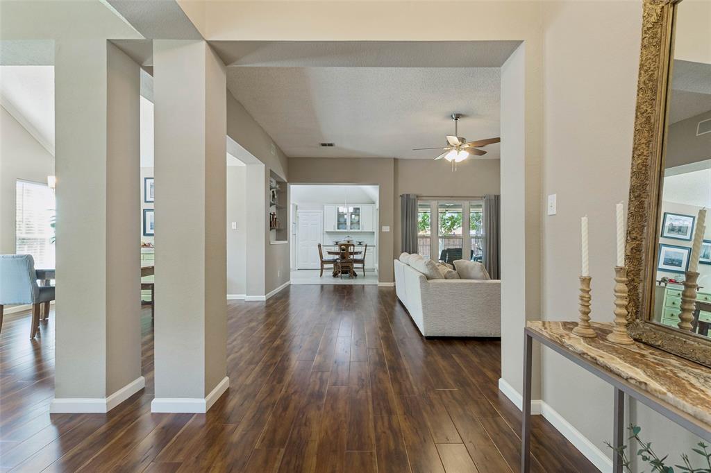 106 Tiburon Court Property Photo 2