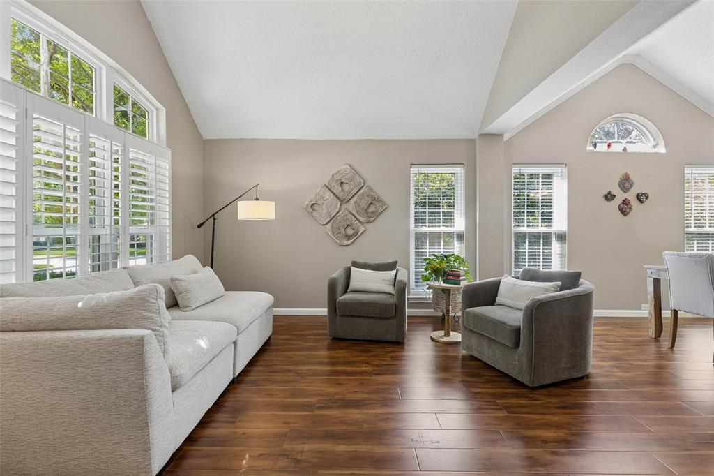 106 Tiburon Court Property Photo 3