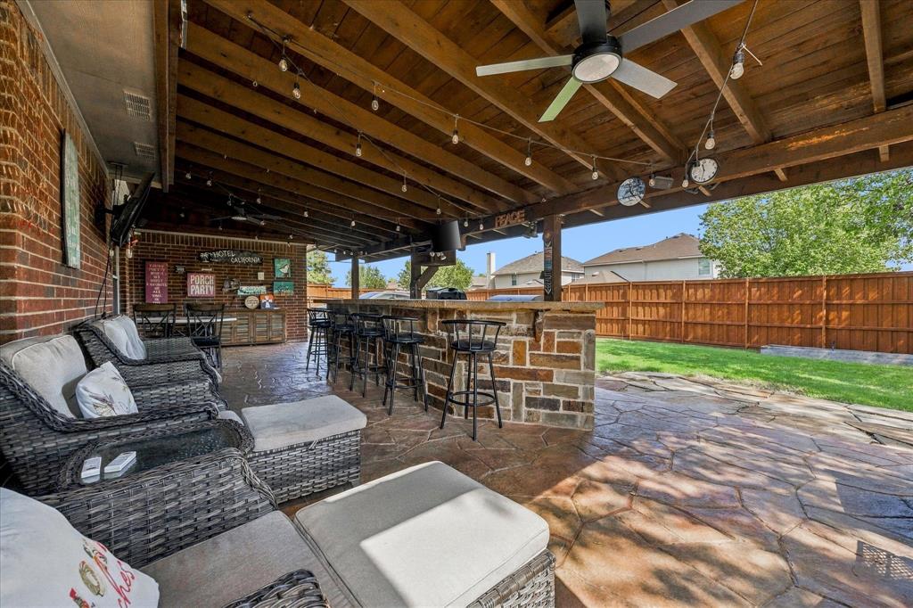 2860 Wild Oak Lane Property Photo 1