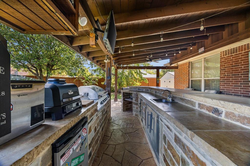 2860 Wild Oak Lane Property Photo 26