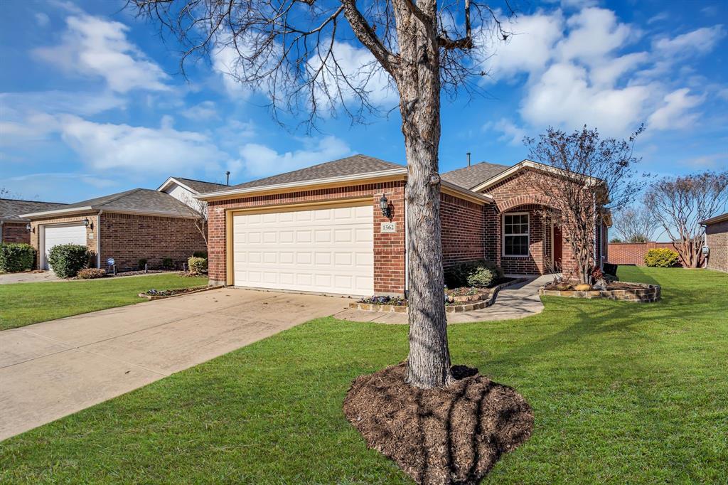 1562 Troon Drive Property Photo 1
