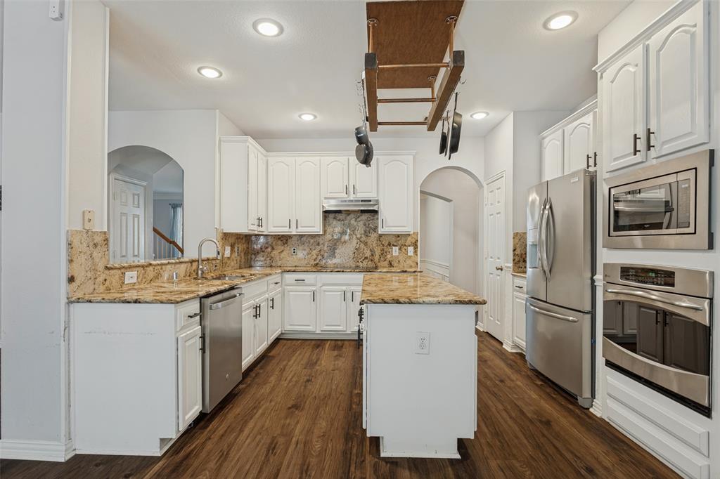 1116 Shadetree Lane Property Photo 10