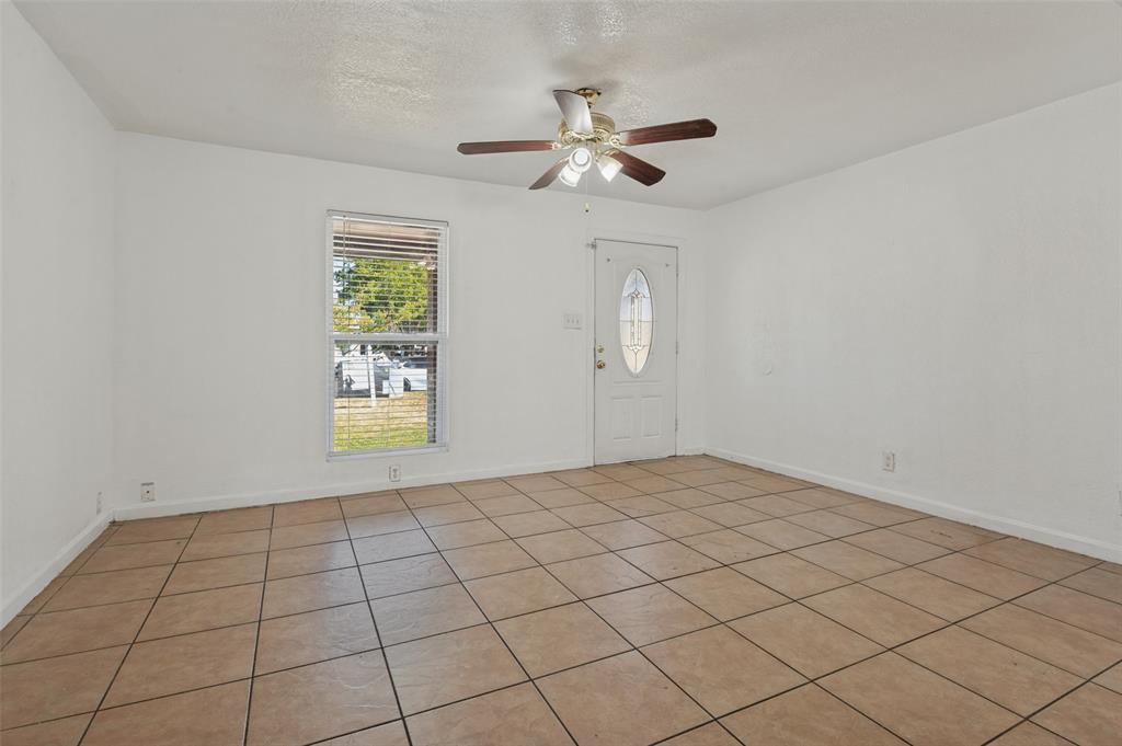 336 Belle Street Property Photo 5