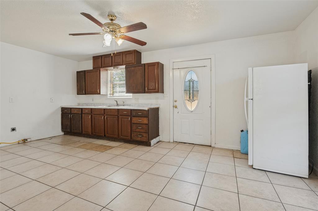336 Belle Street Property Photo 10