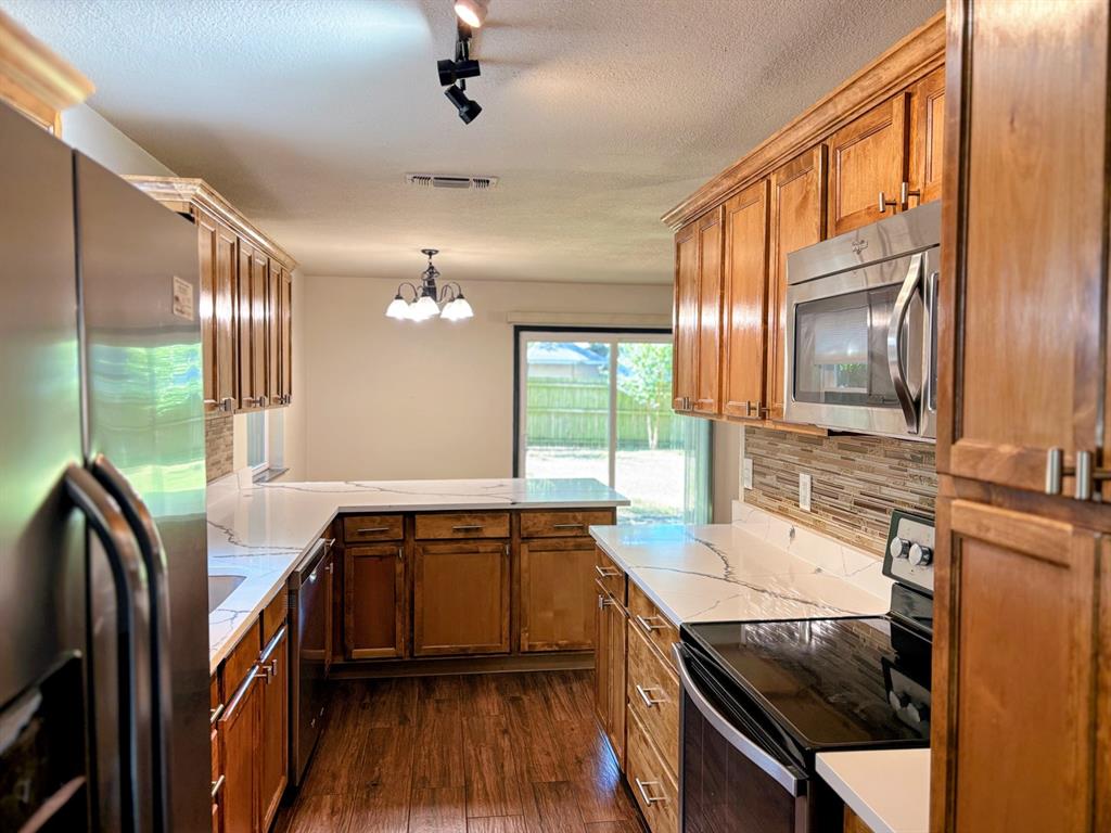 2508 Buffalo Drive Property Photo 5