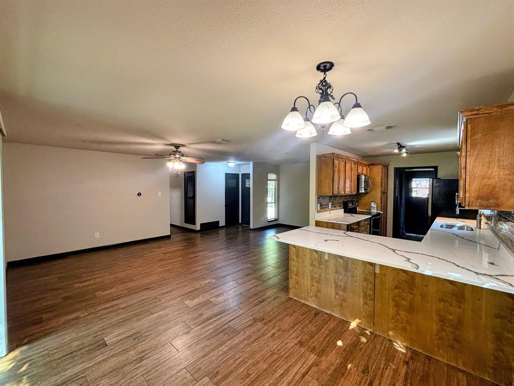 2508 Buffalo Drive Property Photo 10
