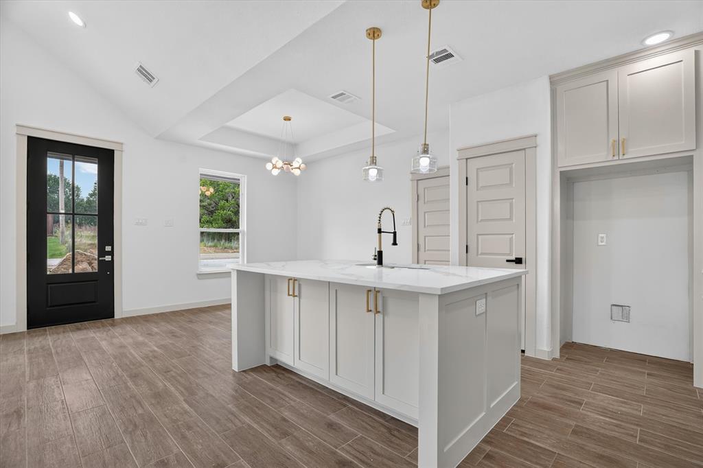 5849 Black Pine Circle Property Photo 7