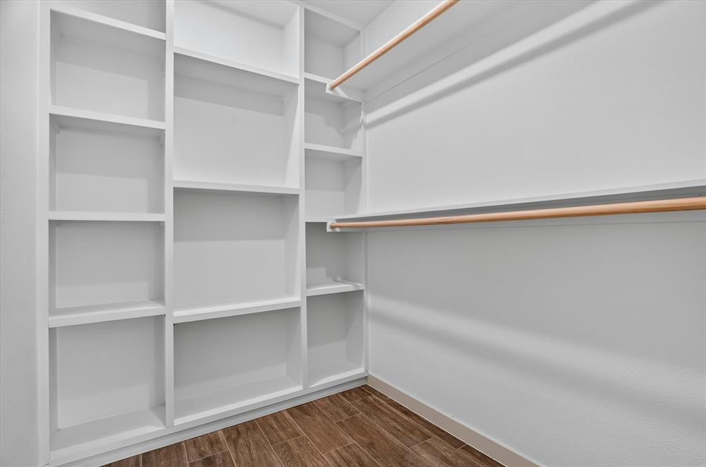 5849 Black Pine Circle Property Photo 17