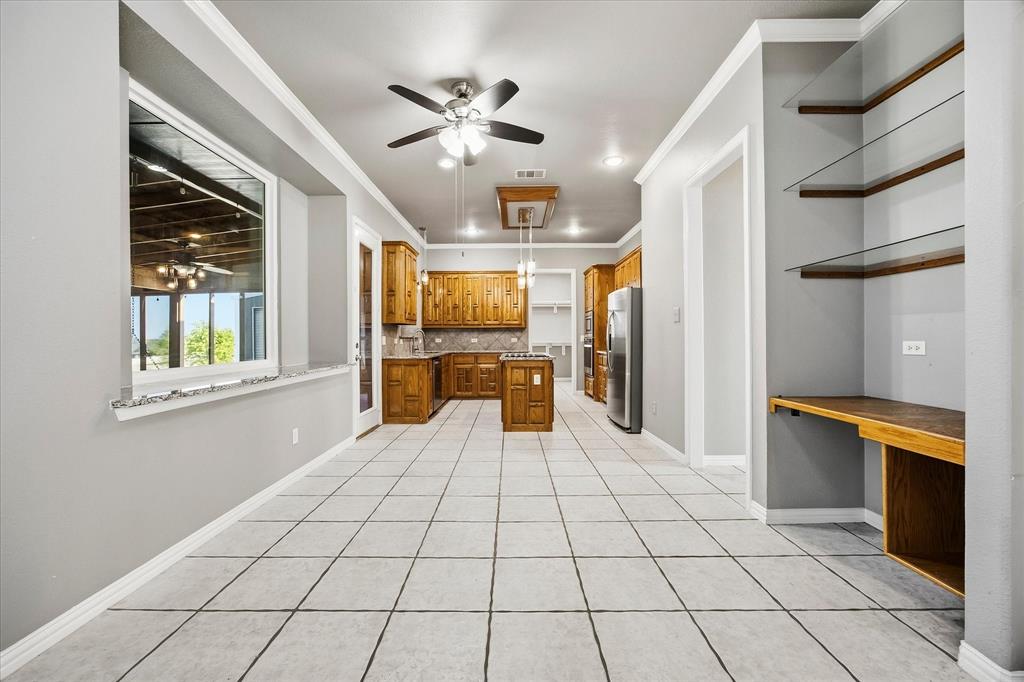 930 Lakeridge Drive Property Photo 16