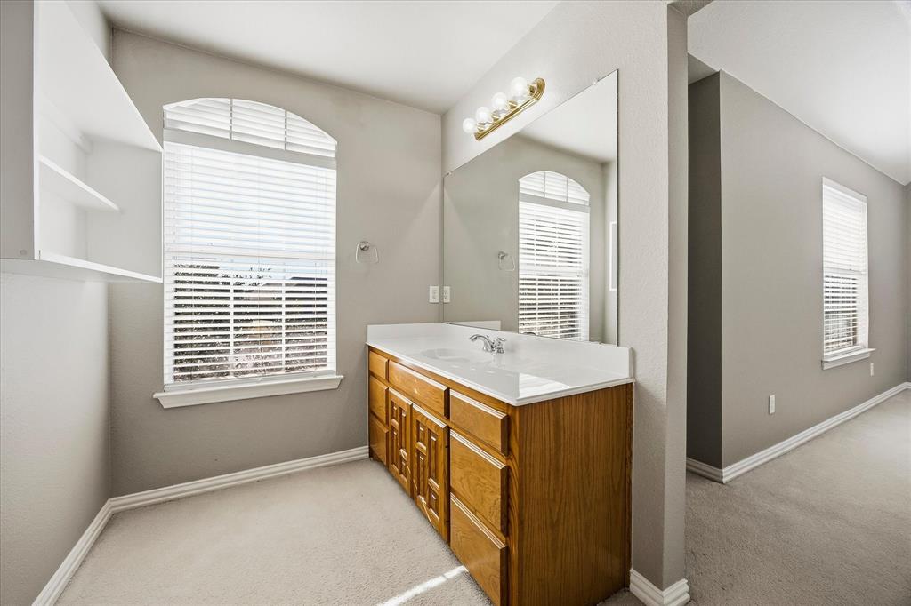 930 Lakeridge Drive Property Photo 35