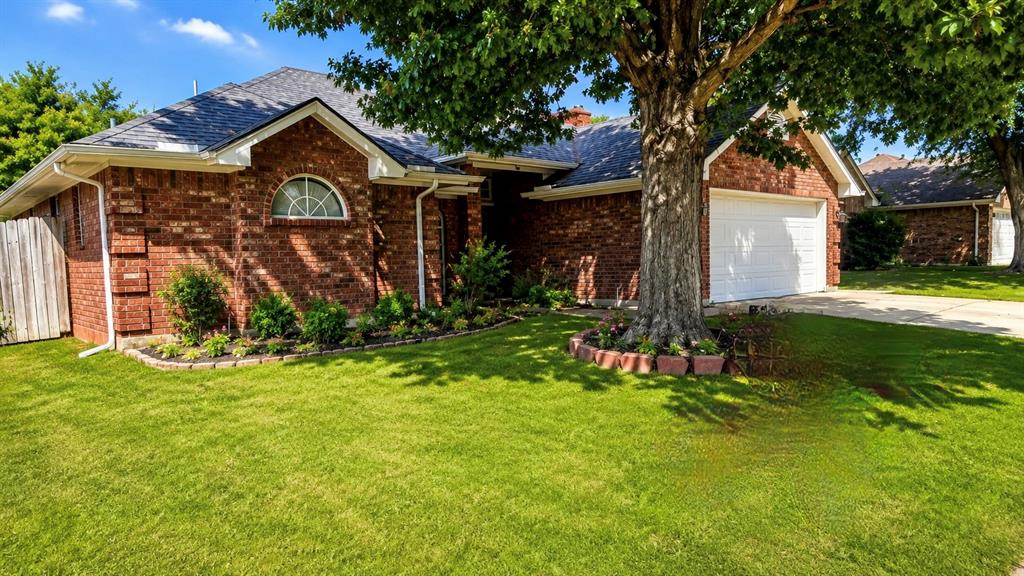 7305 Amber Drive Property Photo 1