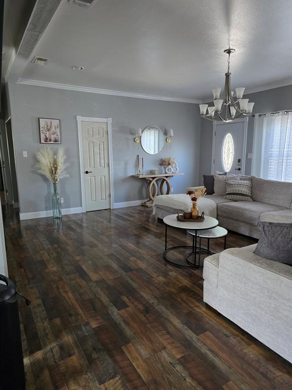 441 Glesk Property Photo 5