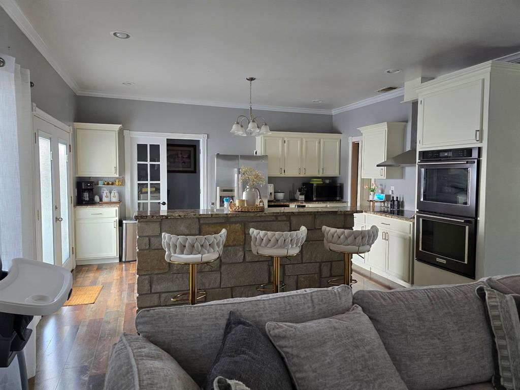 441 Glesk Property Photo 6