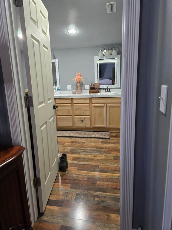 441 Glesk Property Photo 14