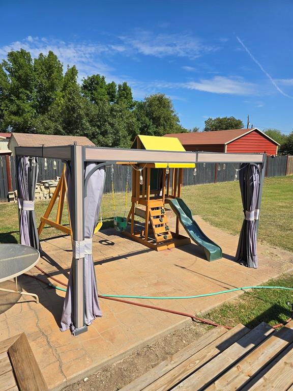 441 Glesk Property Photo 26