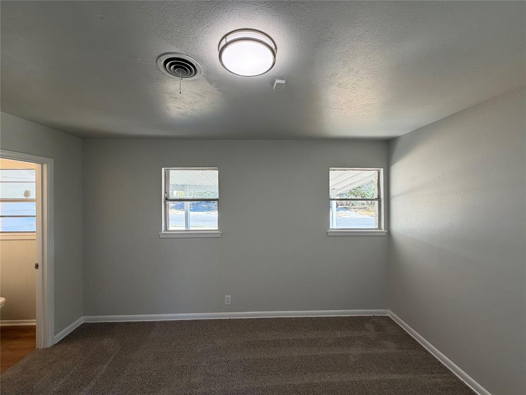 8021 Tumbleweed Trail Property Photo 4