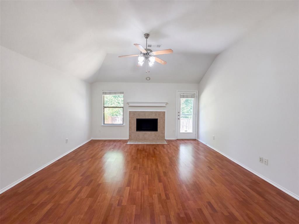 605 Crystal Falls Drive Property Photo 3