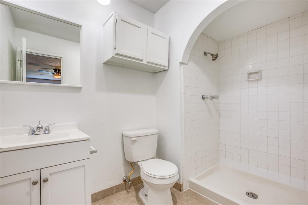 960 Lockhart Drive Property Photo 16