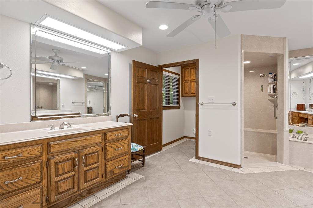 178 County Road 2137 Property Photo 18