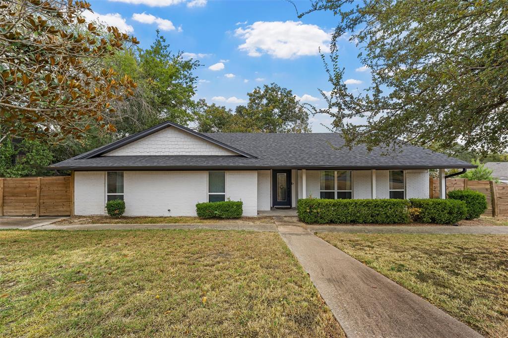 1132 Western Oaks Drive Property Photo 1