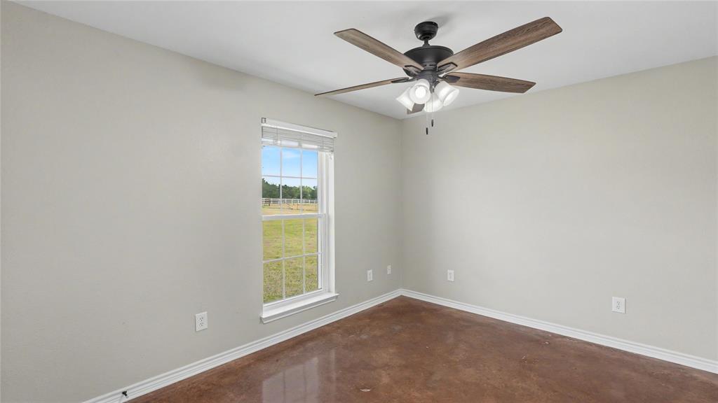 8462 Bell Meadows Boulevard Property Photo 8