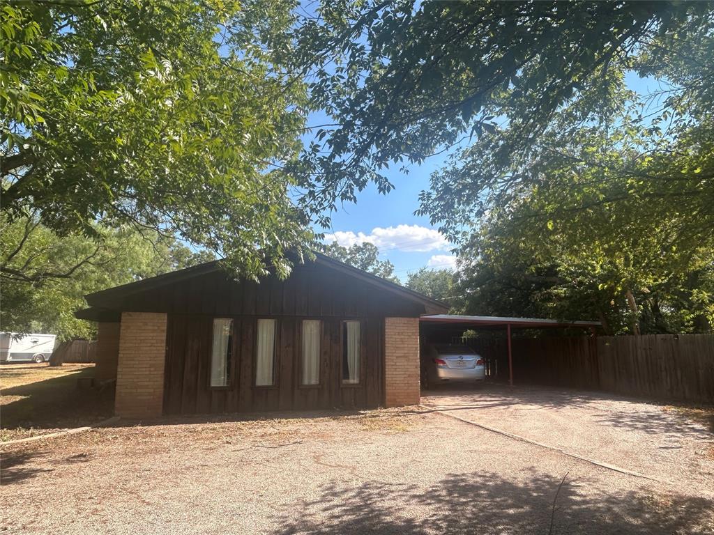 4118 Concord Court Property Photo 3
