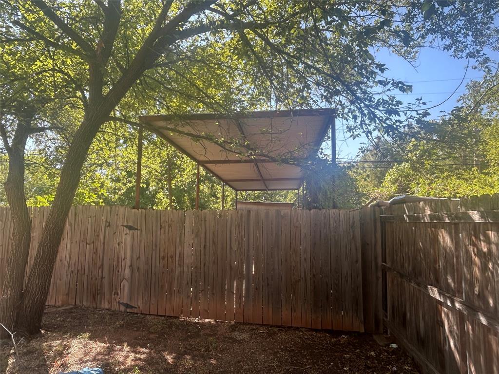 4118 Concord Court Property Photo 4
