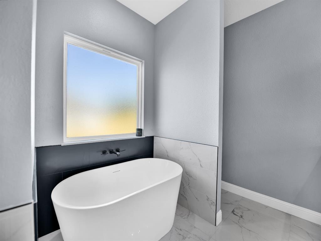 1017 Don Eve Court Property Photo 29