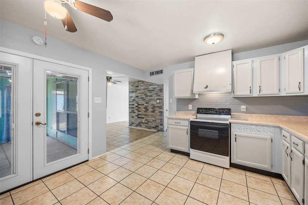 8817 Millwood Drive Property Photo 11
