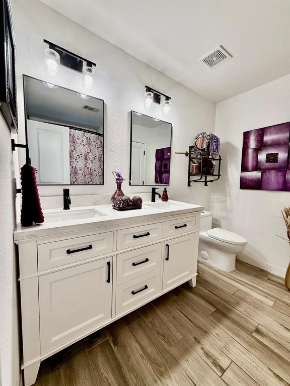 212 Stanford Property Photo 10