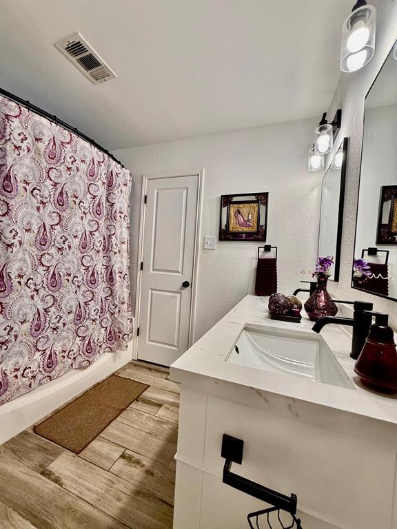 212 Stanford Property Photo 12