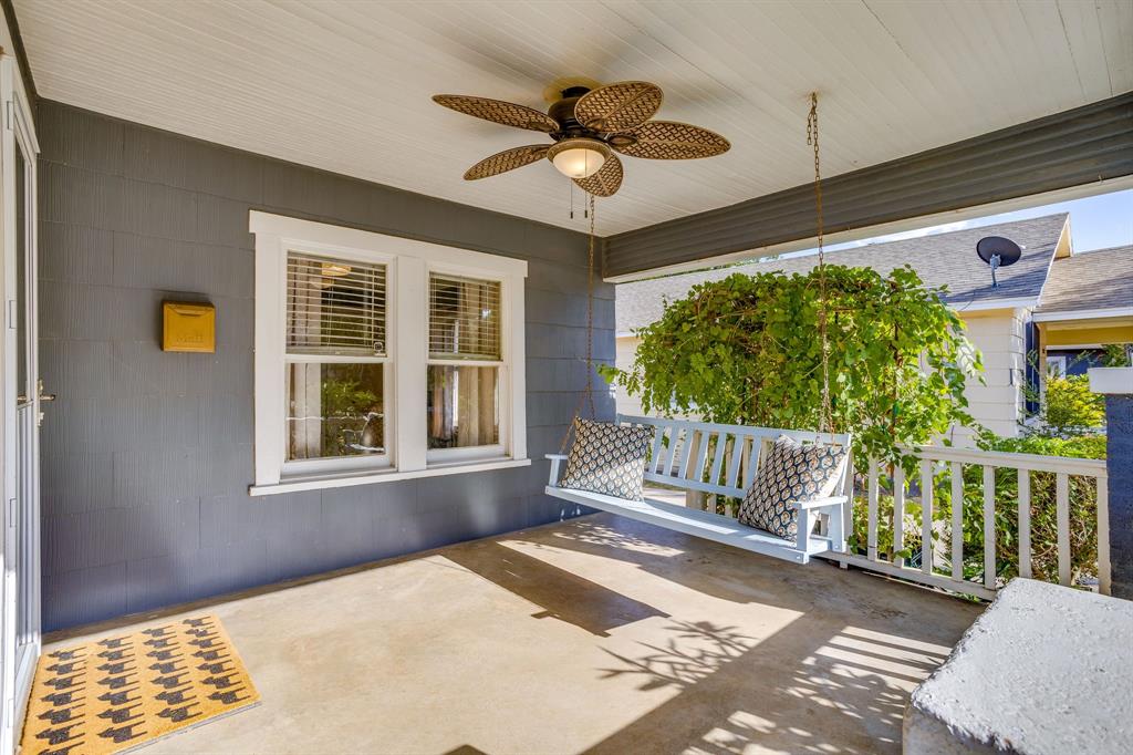 1809 Belle Place Property Photo 3