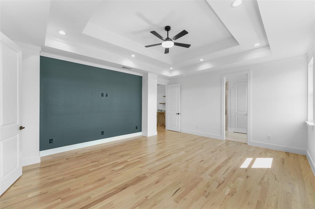 707 Buckalew Street Property Photo 22