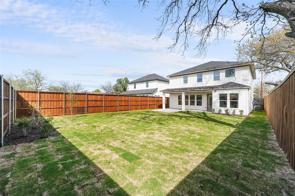 707 Buckalew Street Property Photo 36