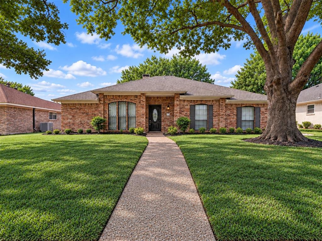 805 Green Brook Drive Property Photo 1