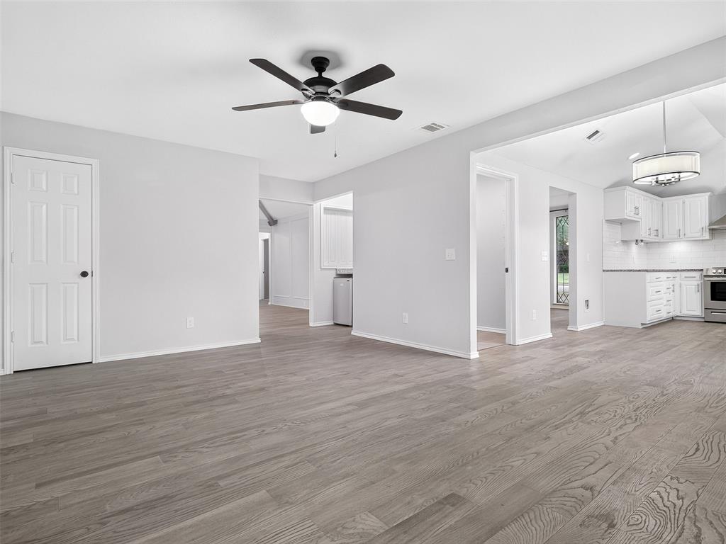 805 Green Brook Drive Property Photo 7