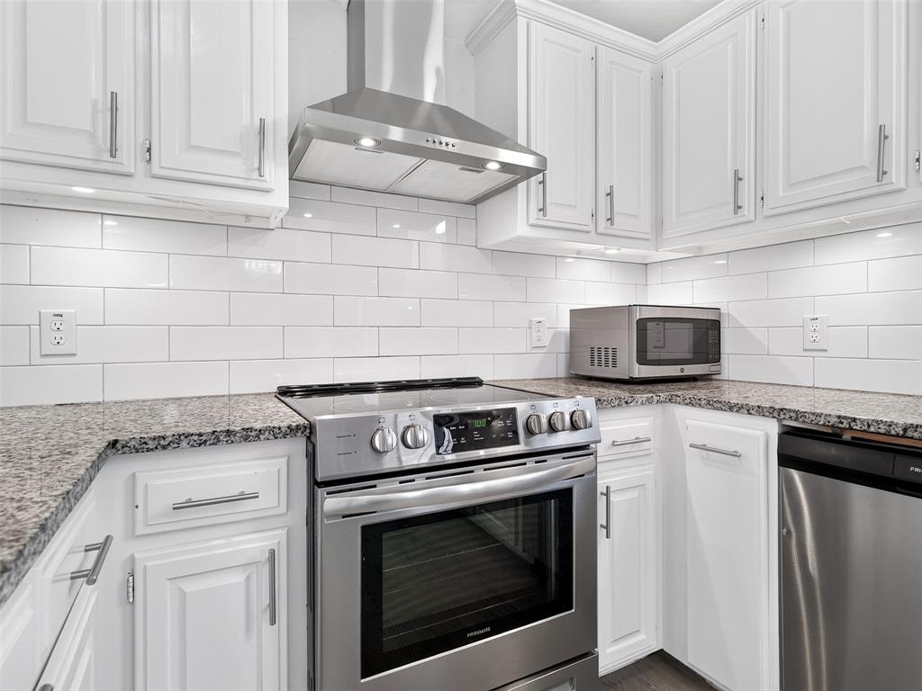 805 Green Brook Drive Property Photo 12