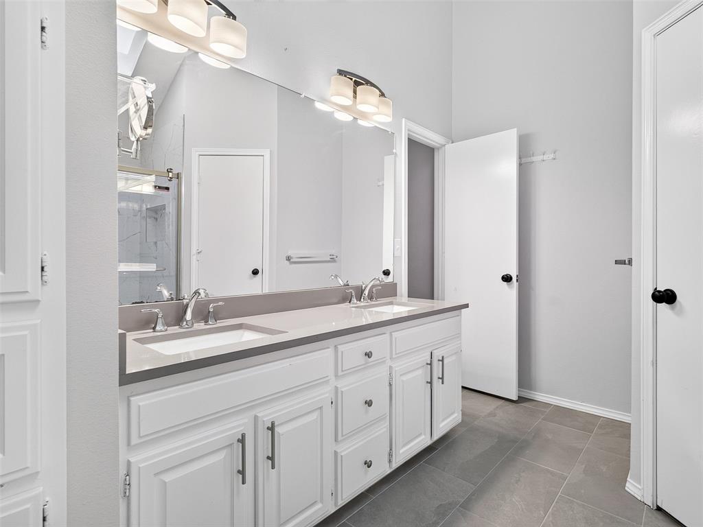 805 Green Brook Drive Property Photo 20