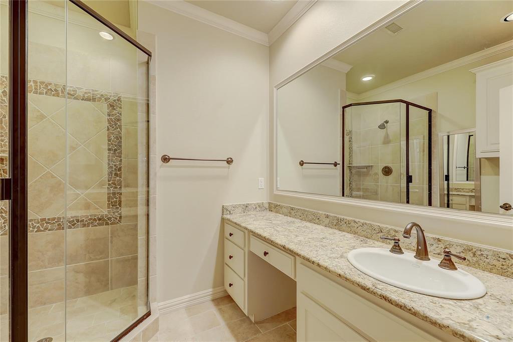 3815 Northwest Parkway Property Photo 21