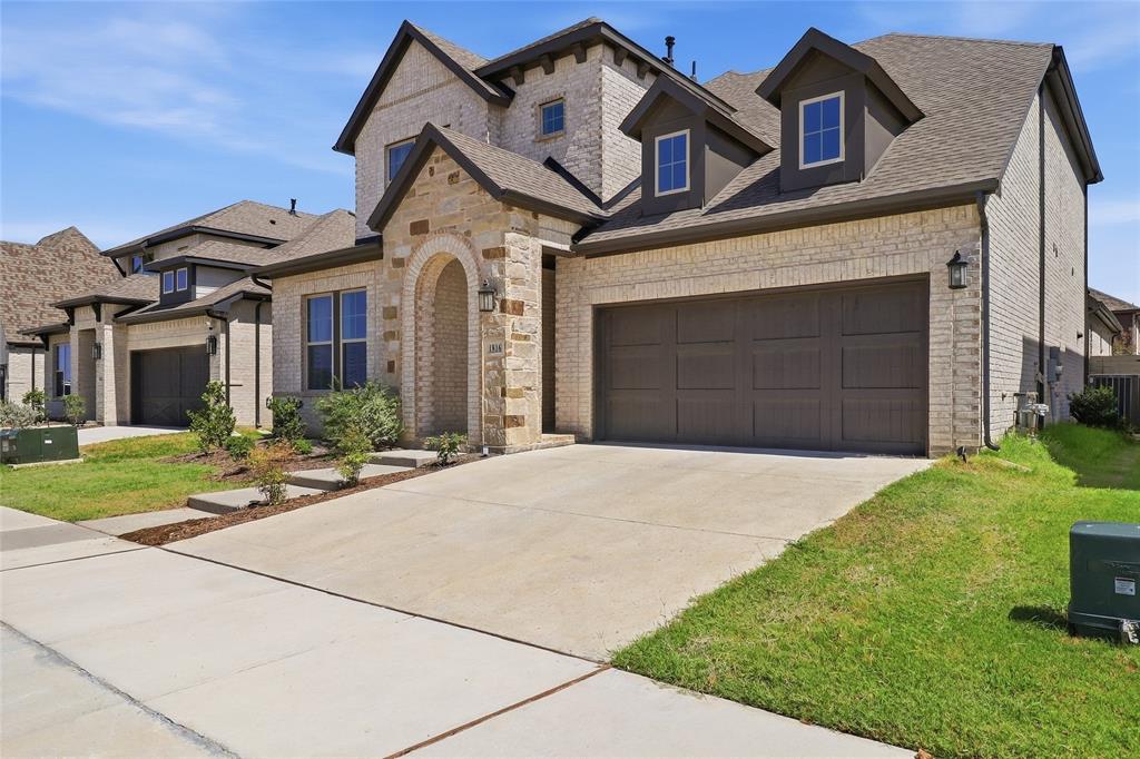 1816 Windy Lane Property Photo 4