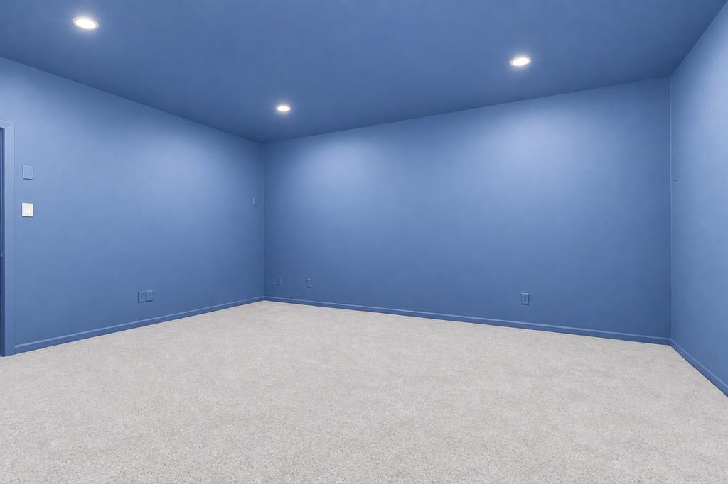 1816 Windy Lane Property Photo 35