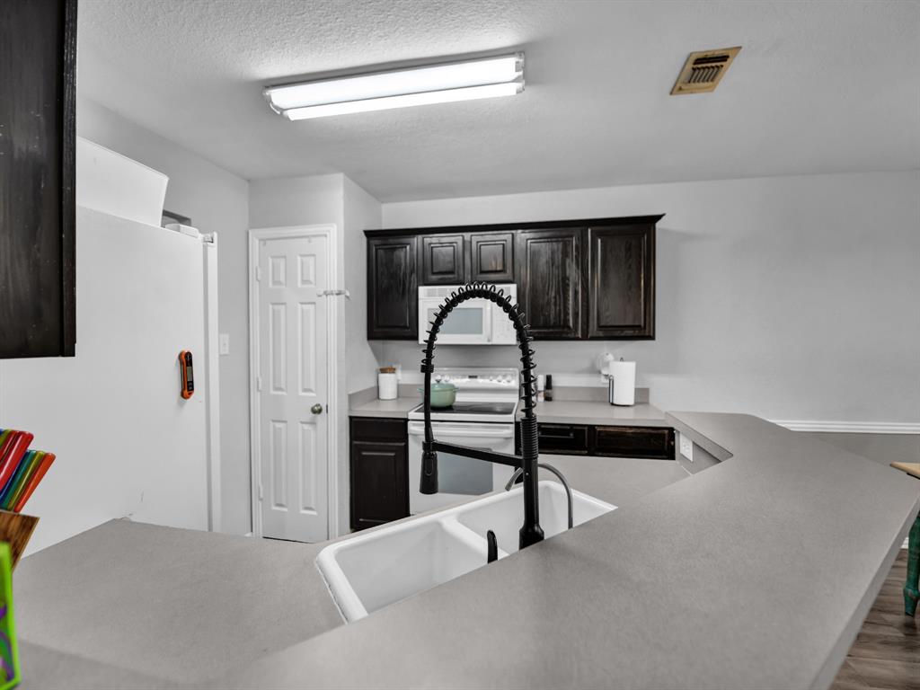 108 Butternut Court Property Photo 12