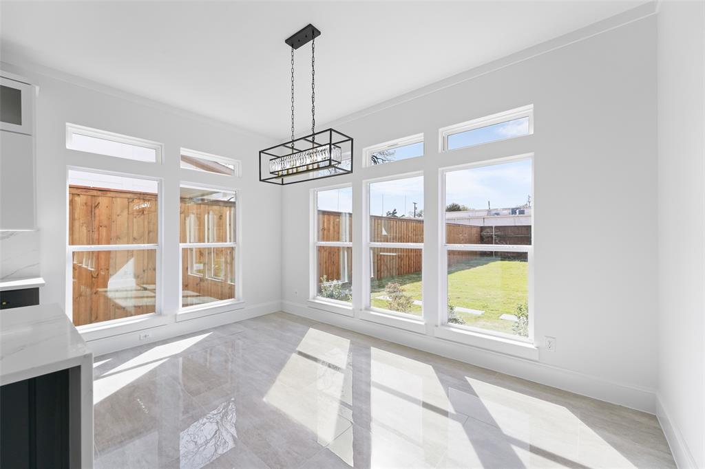 703 Buckalew Street Property Photo 16